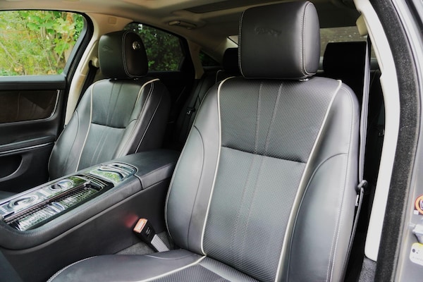 Used Jaguar XJ 2018 for sale - 75670524: Photo 57