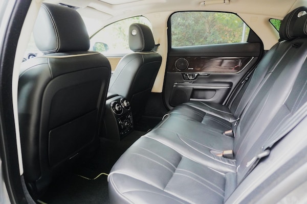 Used Jaguar XJ 2018 for sale - 75670524: Photo 62