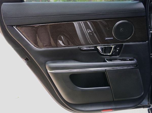 Used Jaguar XJ 2018 for sale - 75670524: Photo 63
