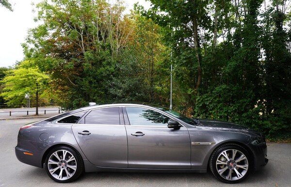 Used Jaguar XJ 2018 for sale - 75670524: Photo 6