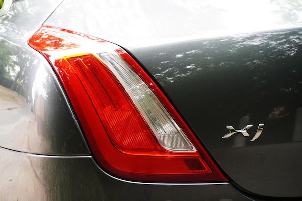Used Jaguar XJ 2018 for sale - 75670524: Photo 76
