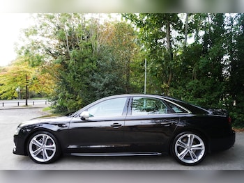 Used Audi S8 2014 for sale - 75977574: Photo