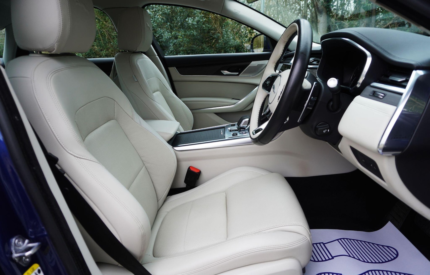 Used Jaguar XF 2021 for sale - 77909841: Photo 9