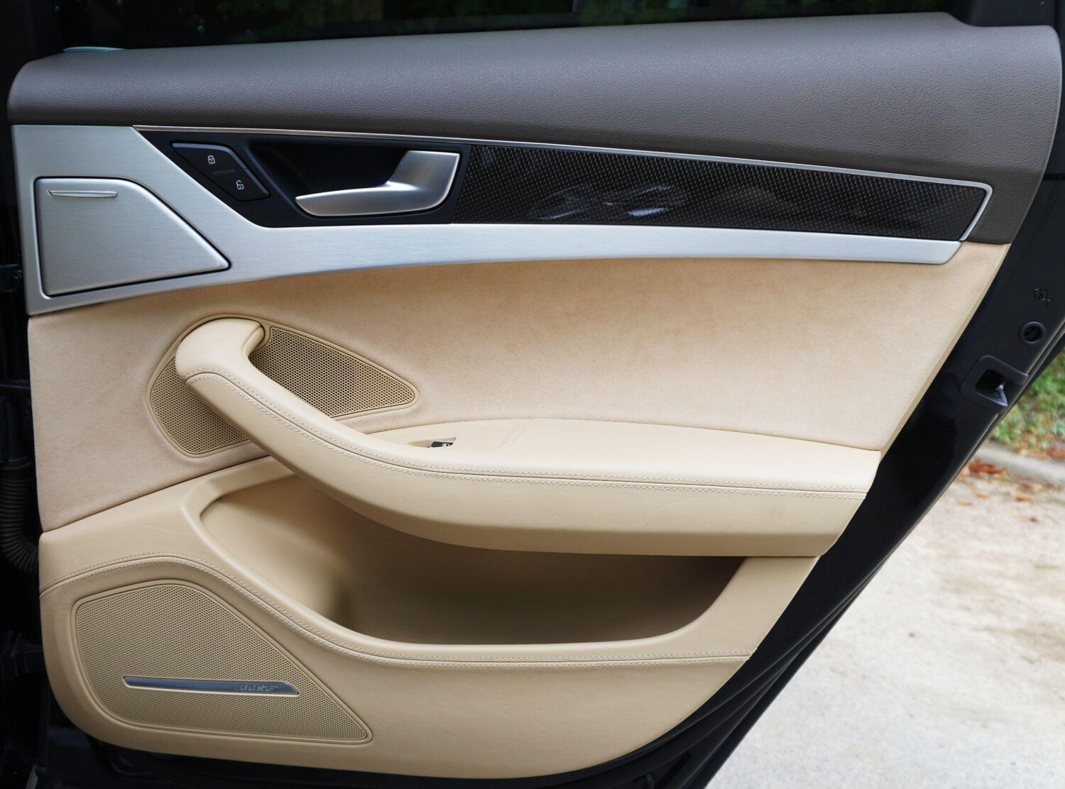 Used Audi A8 2016 for sale - 78063072: Photo 44