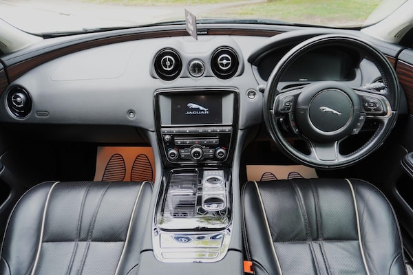 Used Jaguar XJ 2017 for sale - 75485516: Photo 20