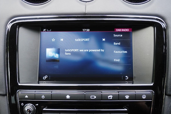 Used Jaguar XJ 2017 for sale - 75485516: Photo 26