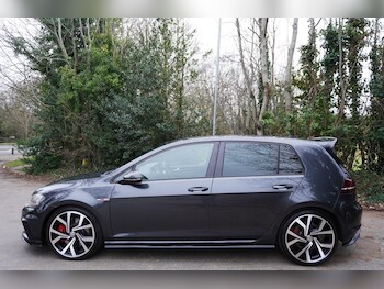 Used Volkswagen Golf 2016 for sale - 77440143: Photo