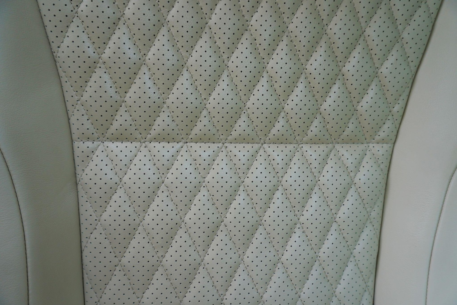 Used Jaguar XJ 2019 for sale - 78062927: Photo 16