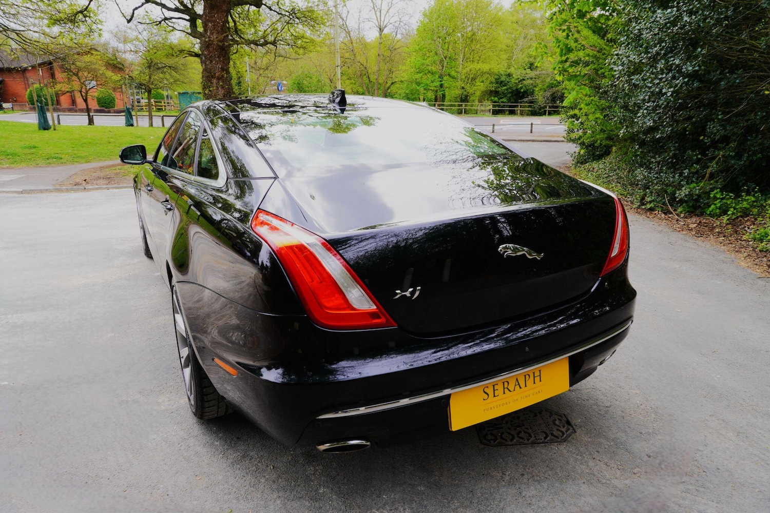 Used Jaguar XJ 2019 for sale - 78062927: Photo 3