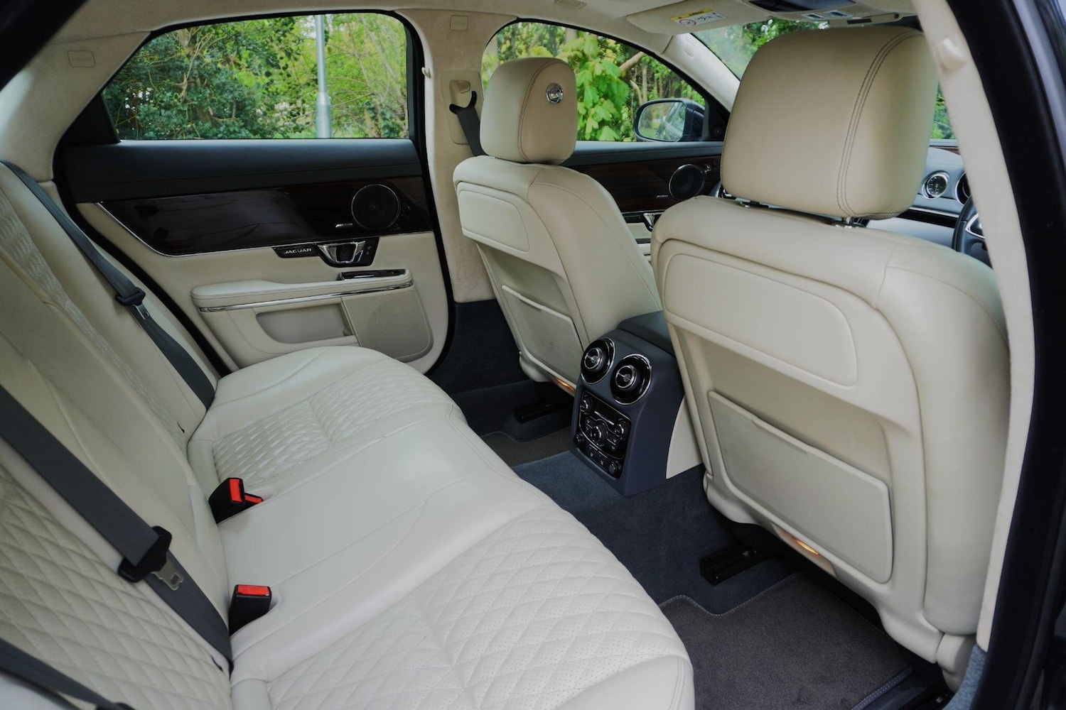 Used Jaguar XJ 2019 for sale - 78062927: Photo 45