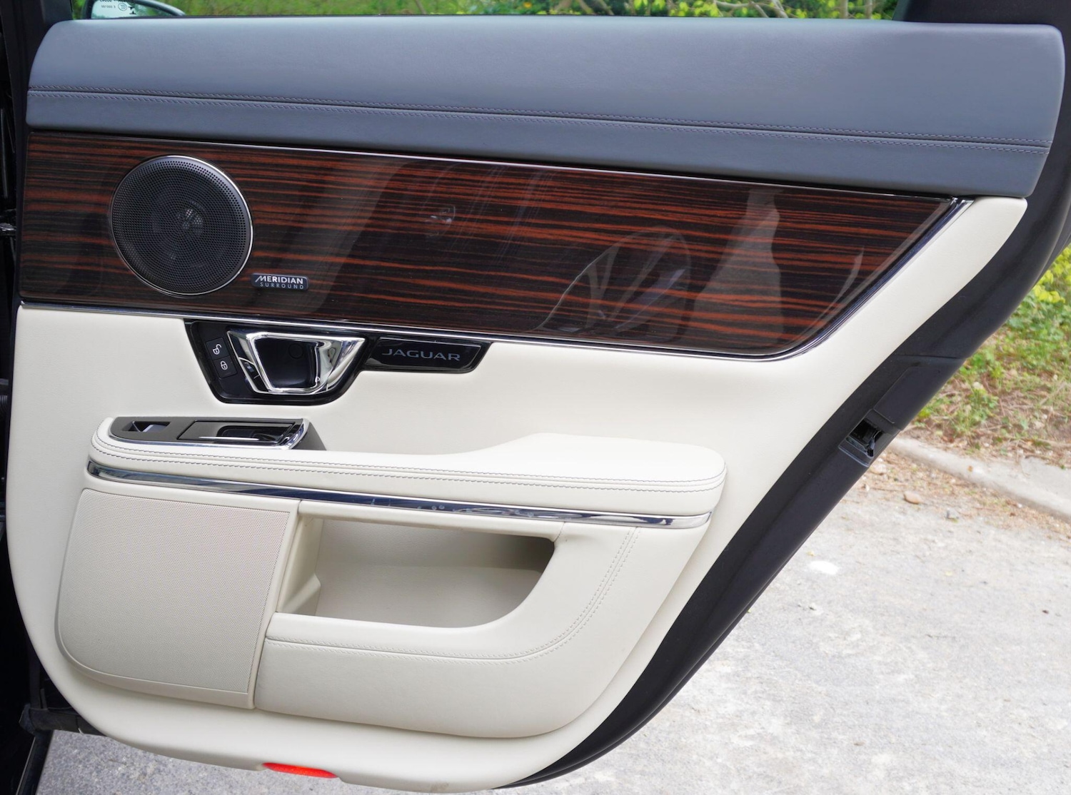 Used Jaguar XJ 2019 for sale - 78062927: Photo 46