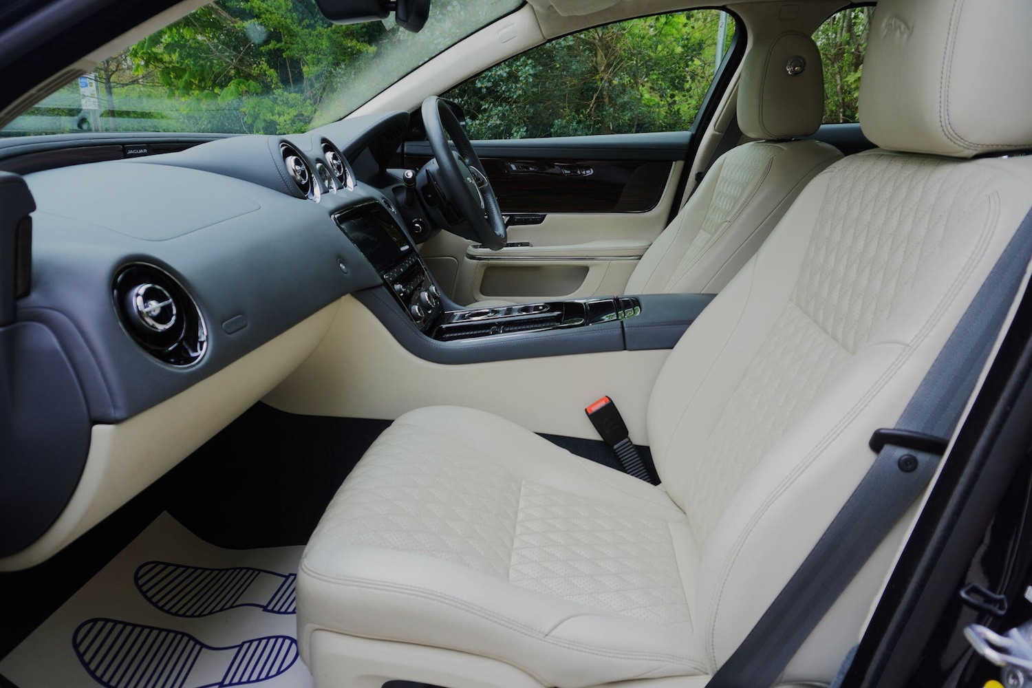 Used Jaguar XJ 2019 for sale - 78062927: Photo 50