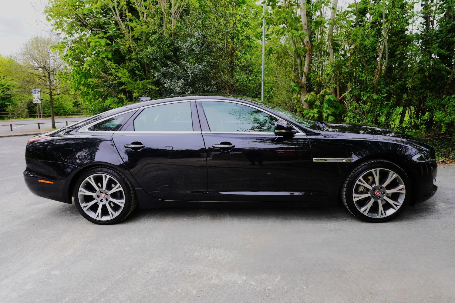 Used Jaguar XJ 2019 for sale - 78062927: Photo 6