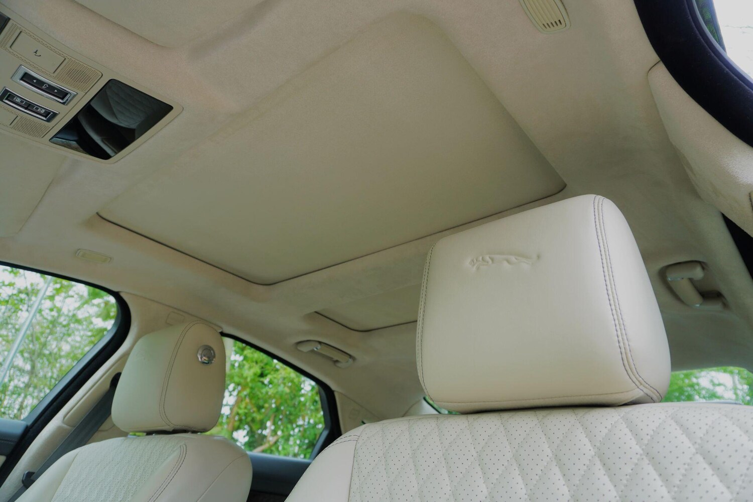 Used Jaguar XJ 2019 for sale - 78062927: Photo 60