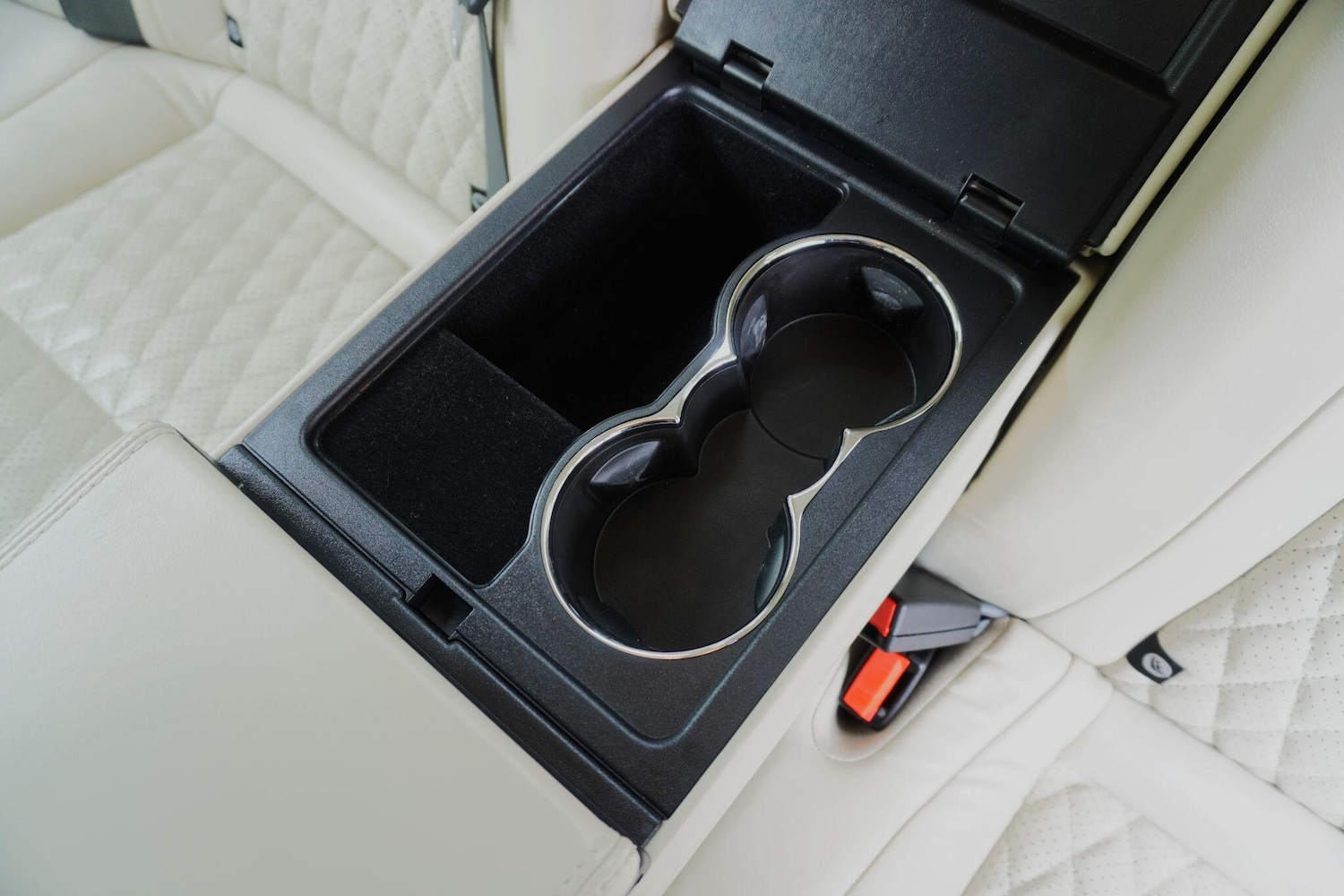 Used Jaguar XJ 2019 for sale - 78062927: Photo 69