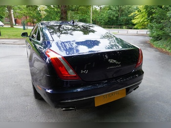 Used Jaguar XJ 2018 for sale - 75485503: Photo