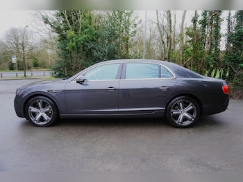 Used Bentley Flying Spur 2013 for sale - 75485500: Photo