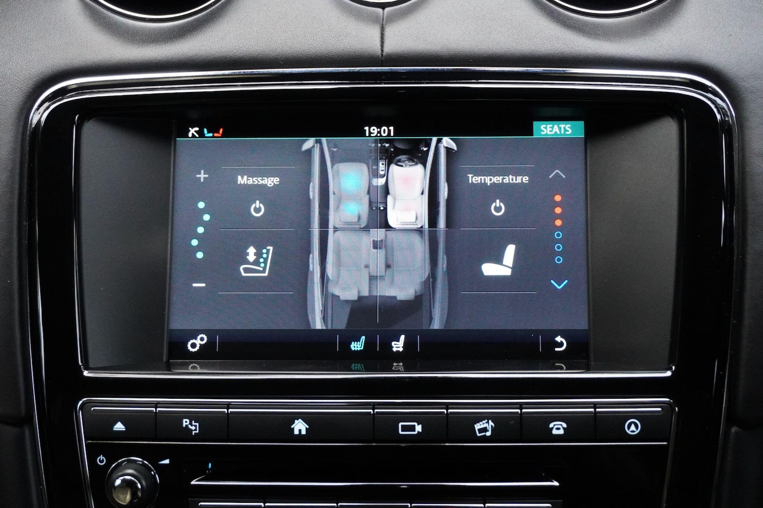 Used Jaguar XJ 2017 for sale - 76991070: Photo 34