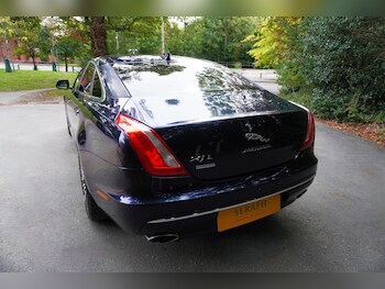 Used Jaguar XJ 2017 for sale - 76991070: Photo