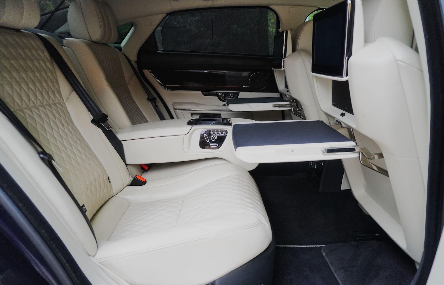 Used Jaguar XJ 2017 for sale - 76991070: Photo 50