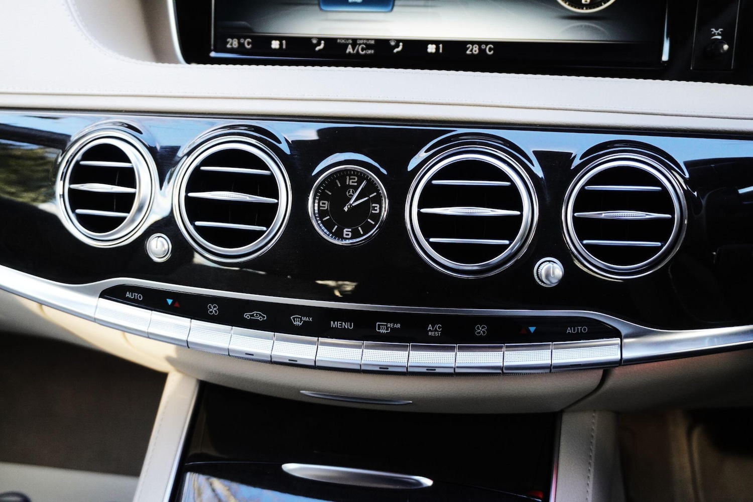 Used Mercedes-Benz S Class 2015 for sale - 76898273: Photo 29