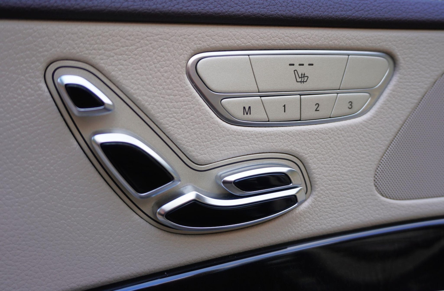 Used Mercedes-Benz S Class 2015 for sale - 76898273: Photo 51