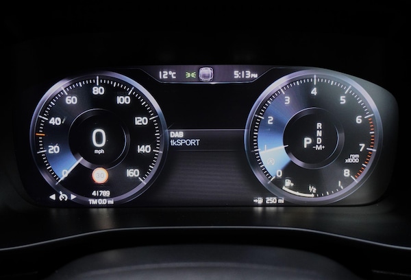 Used Volvo XC40 2020 for sale - 75485508: Photo 34