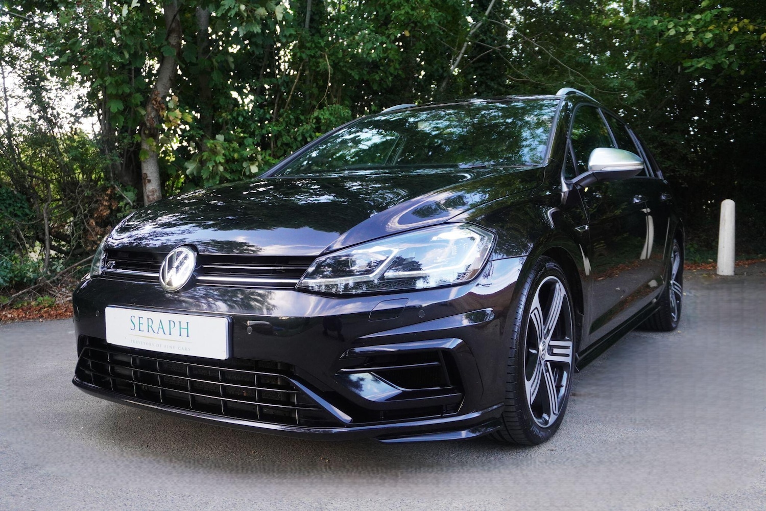 Used Volkswagen Golf 2017 for sale - 76020951: Photo 1