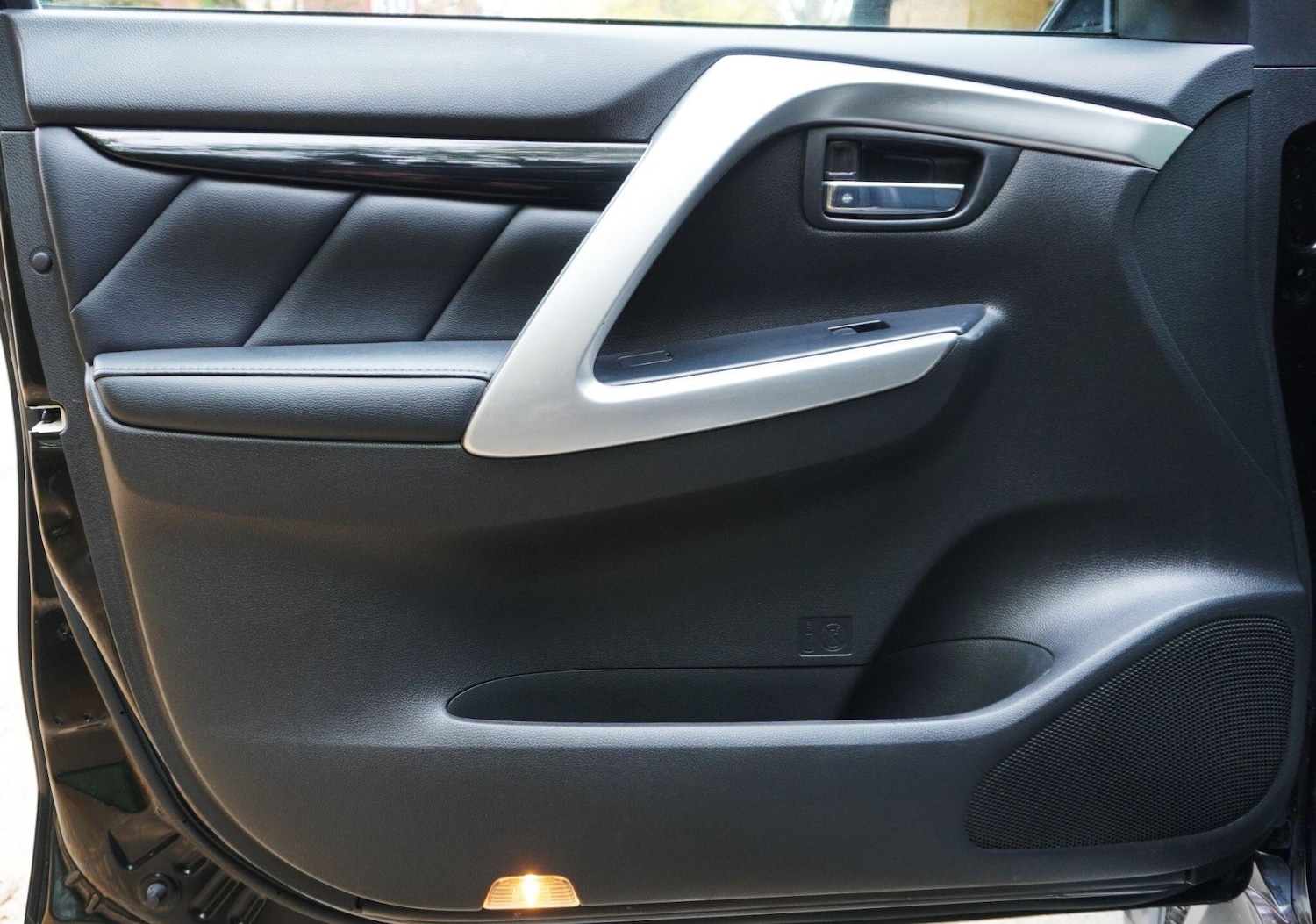 Used Mitsubishi Shogun Sport 2018 for sale - 76307377: Photo 42