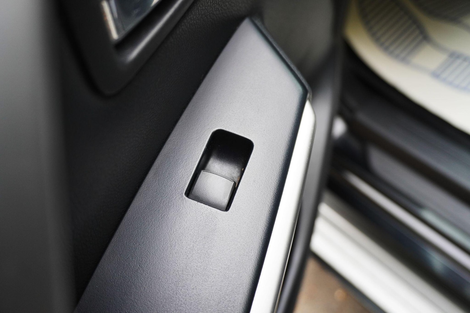 Used Mitsubishi Shogun Sport 2018 for sale - 76307377: Photo 44