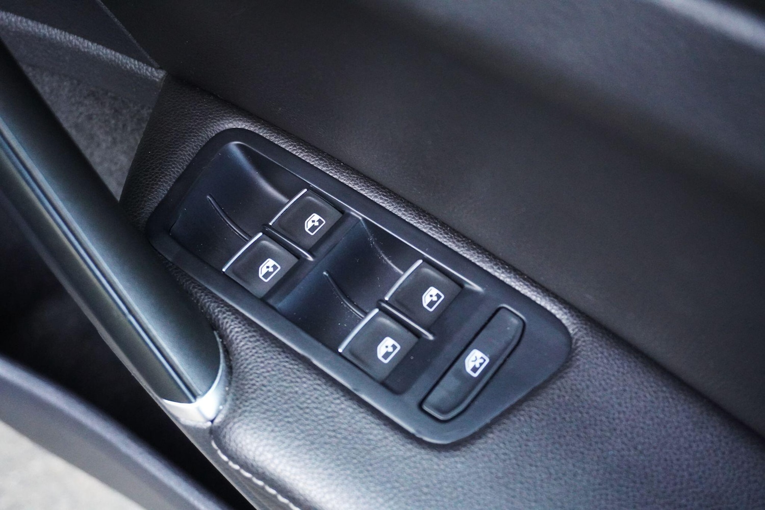 Used Volkswagen Golf 2017 for sale - 76988972: Photo 14