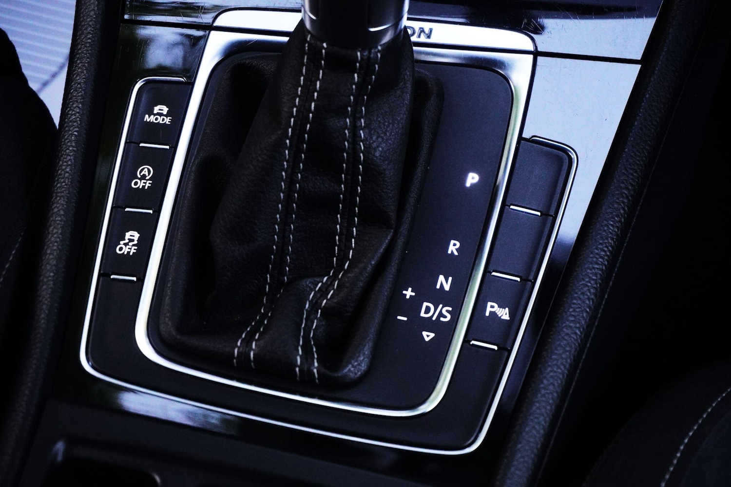 Used Volkswagen Golf 2017 for sale - 76988972: Photo 31