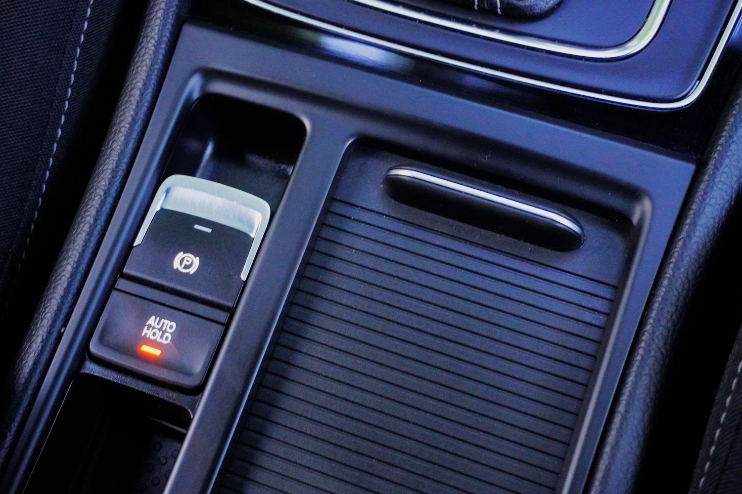 Used Volkswagen Golf 2017 for sale - 76988972: Photo 32