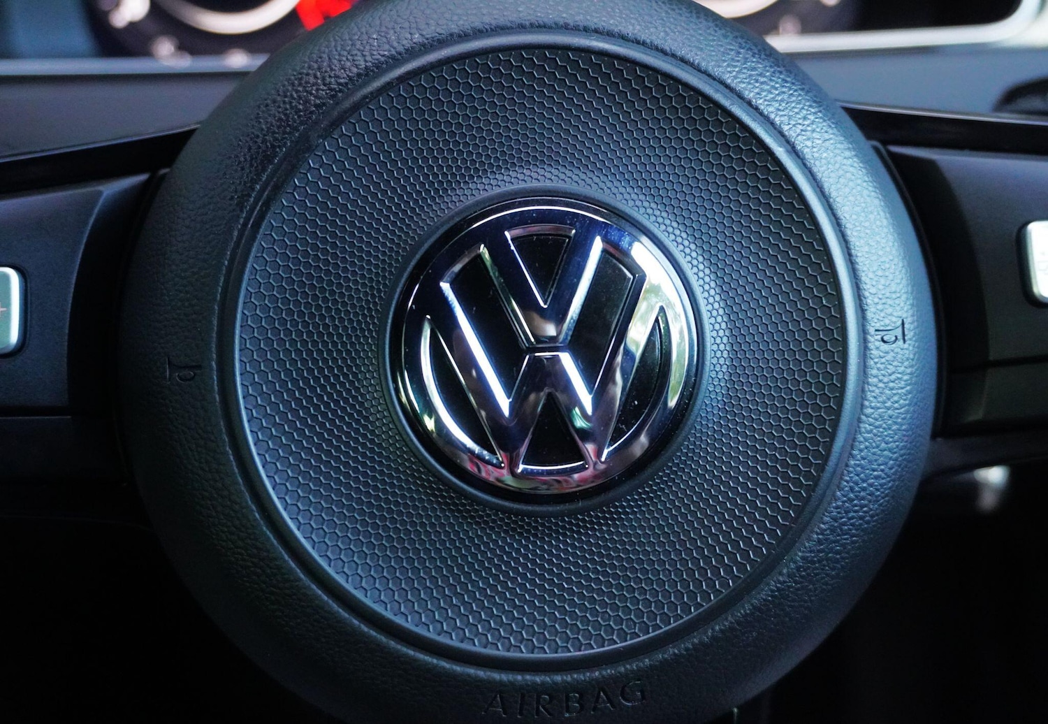 Used Volkswagen Golf 2017 for sale - 76988972: Photo 33