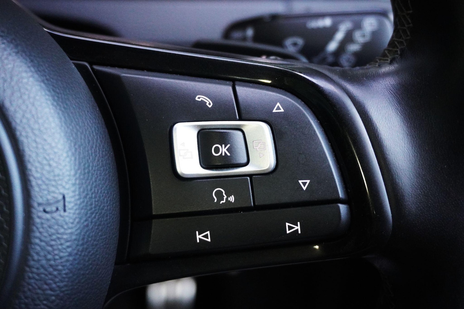 Used Volkswagen Golf 2017 for sale - 76988972: Photo 38