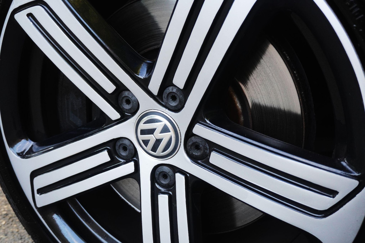 Used Volkswagen Golf 2017 for sale - 76988972: Photo 74