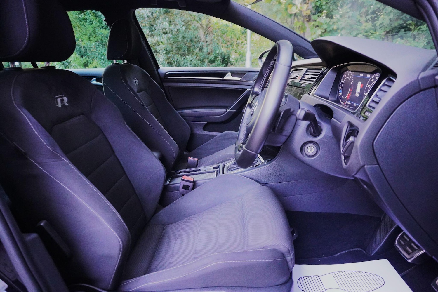 Used Volkswagen Golf 2017 for sale - 76988972: Photo 9