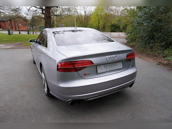 Used Audi S8 2015 for sale - 78046678: Photo