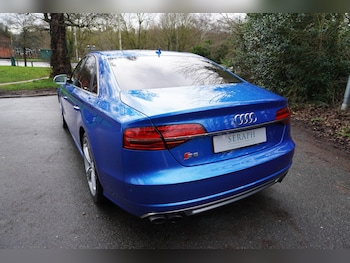 Used Audi S8 2015 for sale - 77214935: Photo