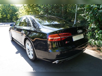 Used Audi S8 2016 for sale - 79426362: Photo