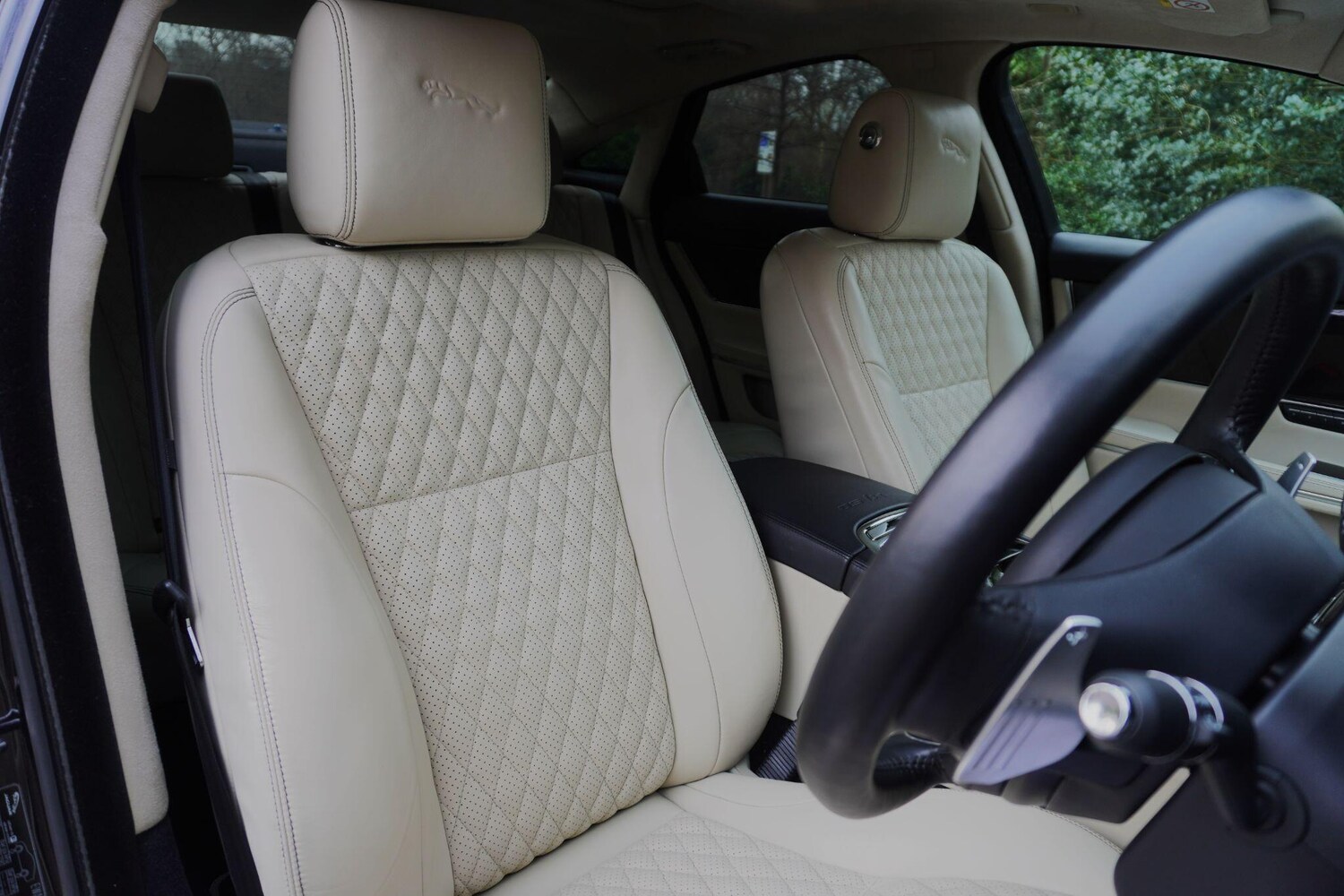 Used Jaguar XJ 2020 for sale - 78062713: Photo 15