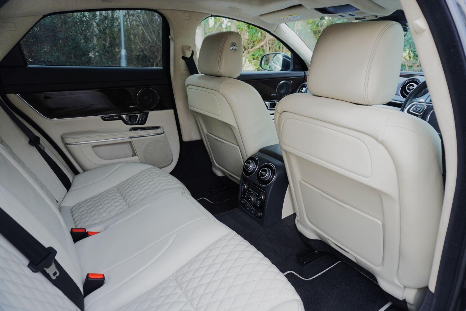 Used Jaguar XJ 2020 for sale - 78062713: Photo 47