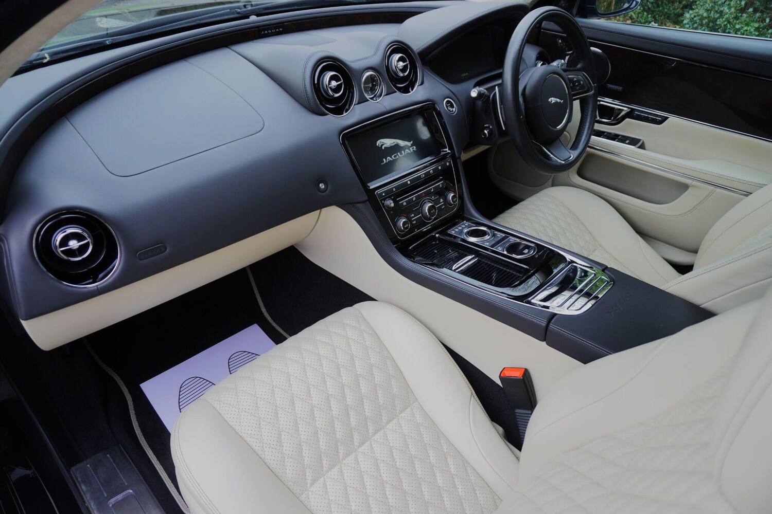 Used Jaguar XJ 2020 for sale - 78062713: Photo 54