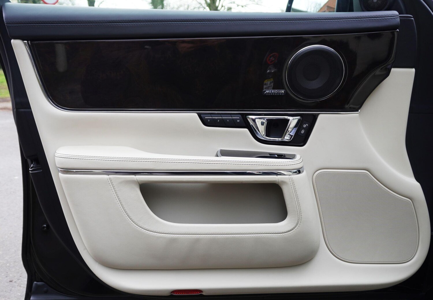 Used Jaguar XJ 2020 for sale - 78062713: Photo 55