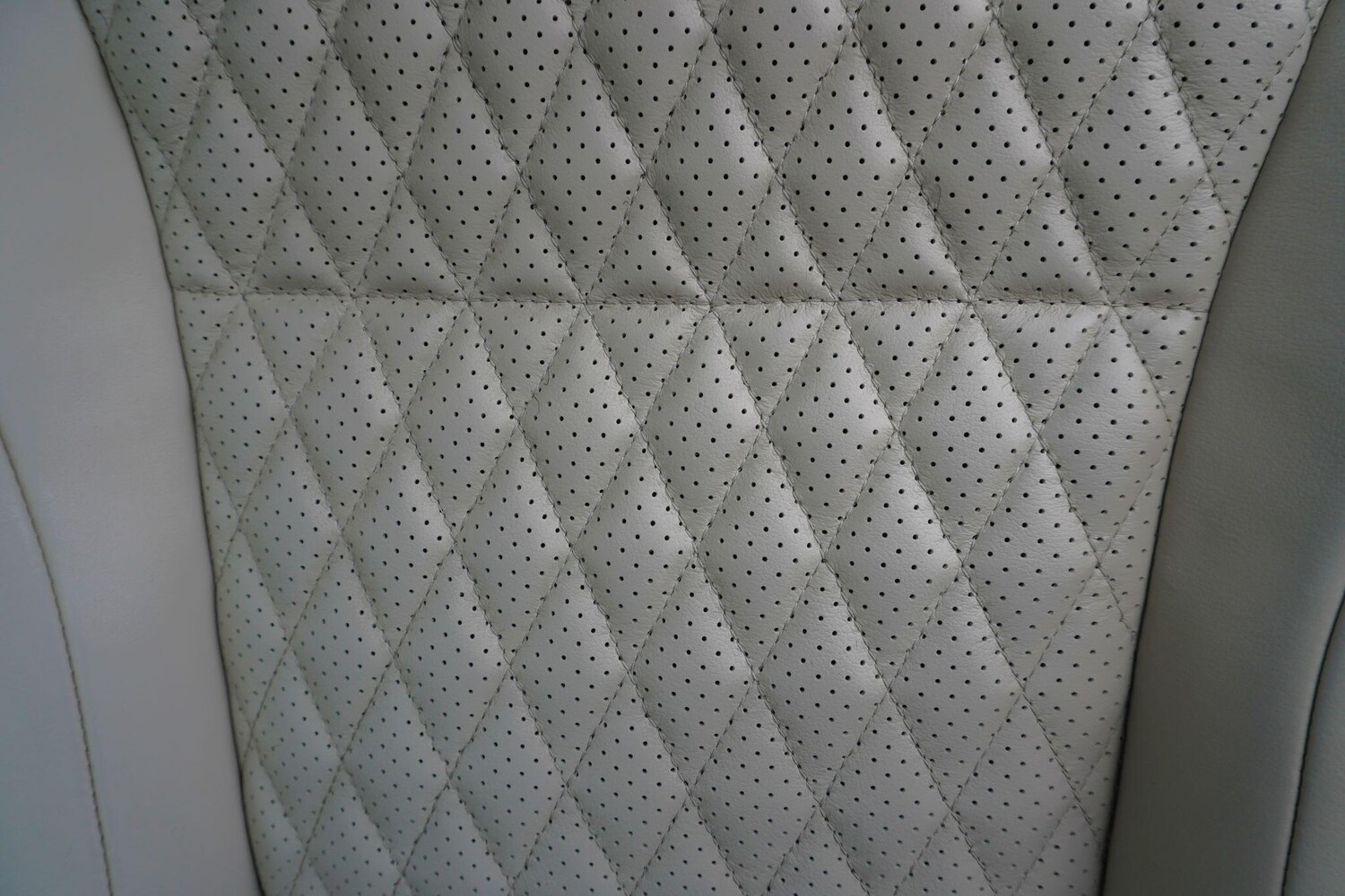 Used Jaguar XJ 2020 for sale - 78062713: Photo 61