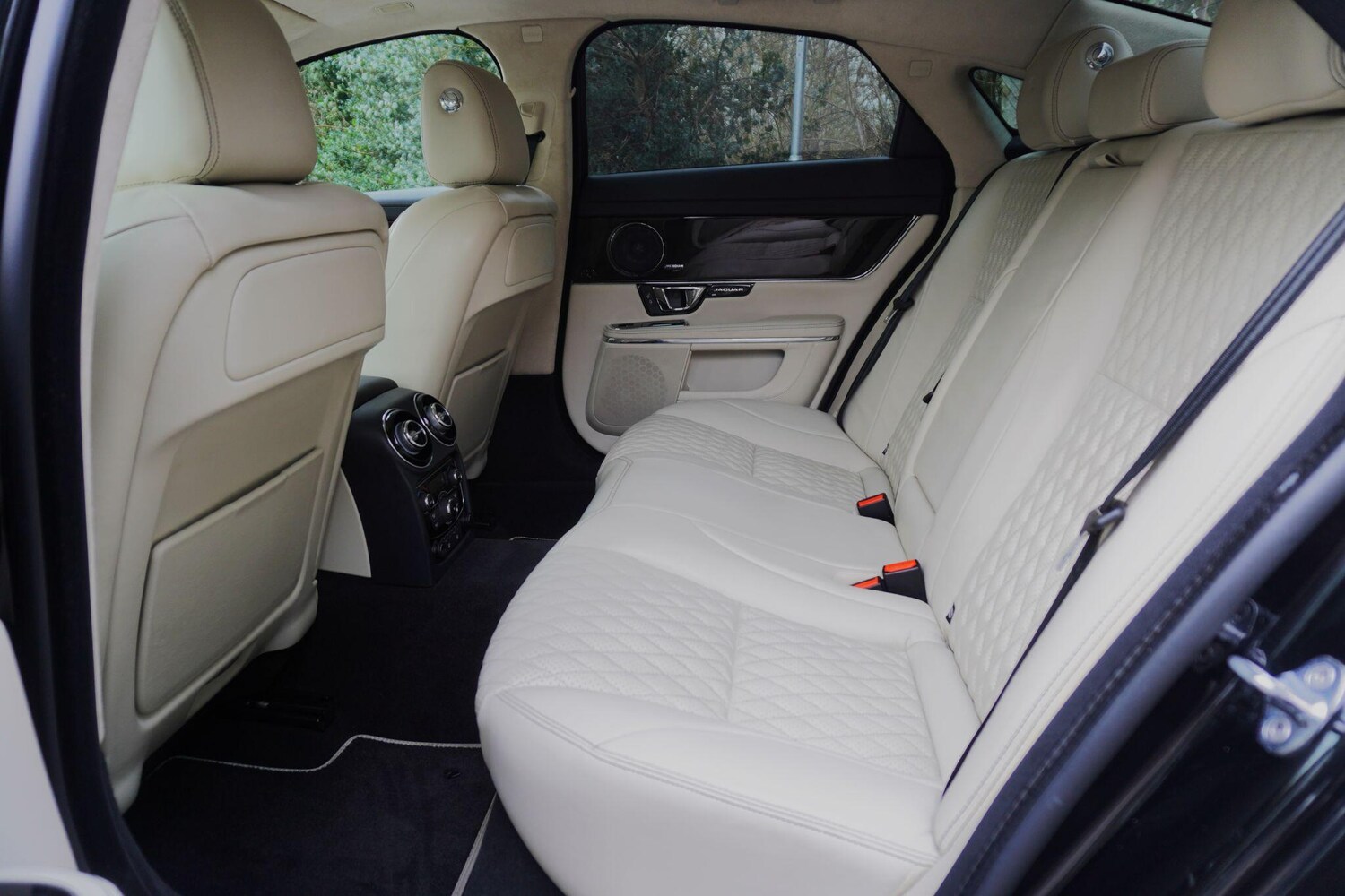 Used Jaguar XJ 2020 for sale - 78062713: Photo 64