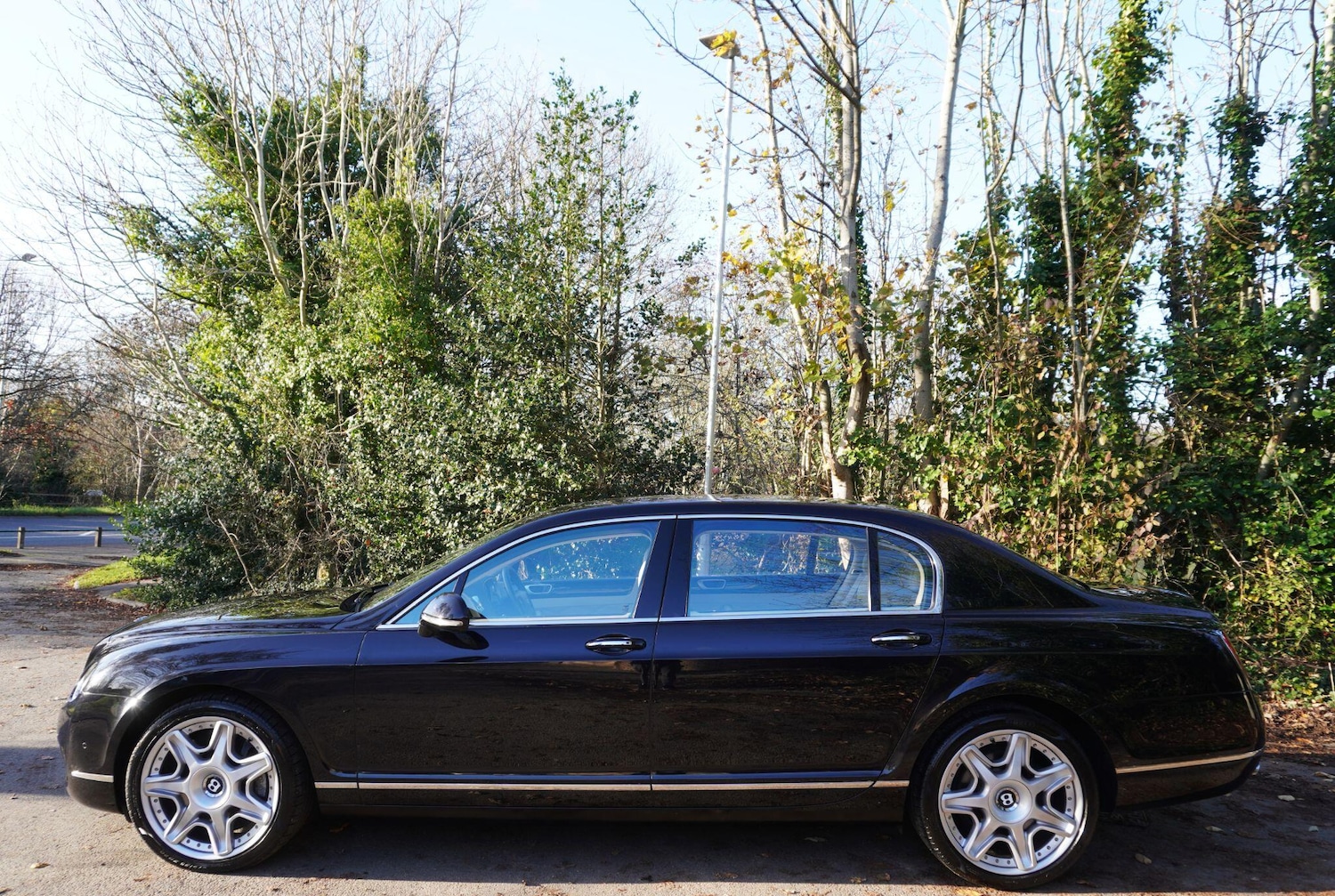 Used Bentley Continental 2009 for sale - 76997355: Photo 2
