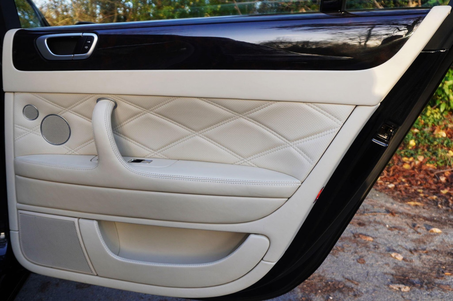 Used Bentley Continental 2009 for sale - 76997355: Photo 43