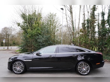 Used Jaguar XJ 2016 for sale - 77597627: Photo