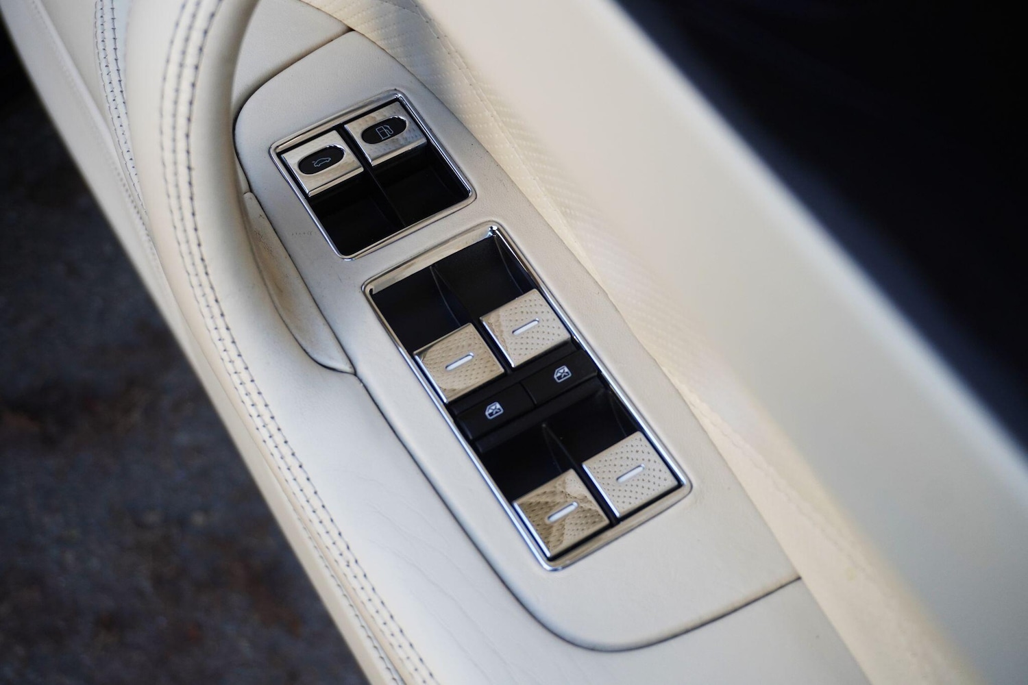 Used Bentley Continental 2009 for sale - 76608008: Photo 13